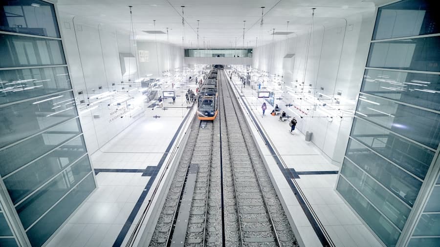 Estación de tren moderna en Alemania